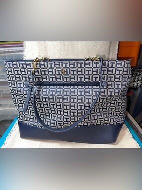 Tommy Hilfiger Oversize Shoulder bag - gently used